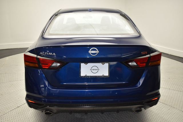 2023 Nissan Altima 2.5 SR Sedan - 22977507 - 5