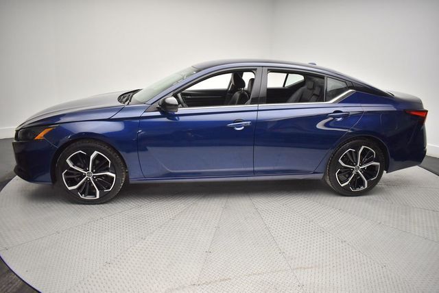 2023 Nissan Altima 2.5 SR Sedan - 22977507 - 7