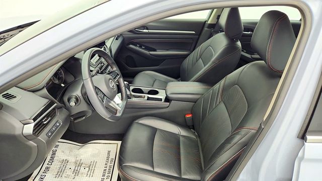 2023 Nissan Altima 2.5 SR Sedan with Premium Package - 22978778 - 18