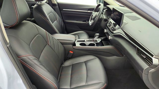 2023 Nissan Altima 2.5 SR Sedan with Premium Package - 22978778 - 22