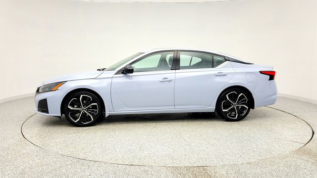 2023 Nissan Altima 2.5 SR Sedan with Premium Package - 22978778 - 7