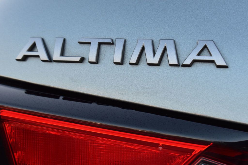 2023 Nissan Altima 2.5 S Sedan - 23073805 - 62