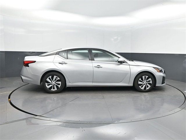 2023 Nissan Altima 2.5 photo 26