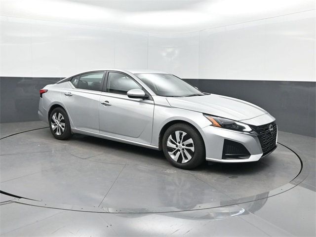 2023 Nissan Altima 2.5 photo 27