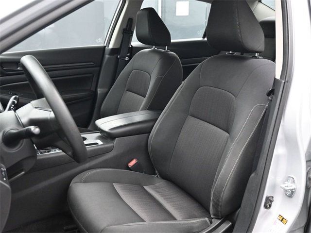 2023 Nissan Altima 2.5 photo 4