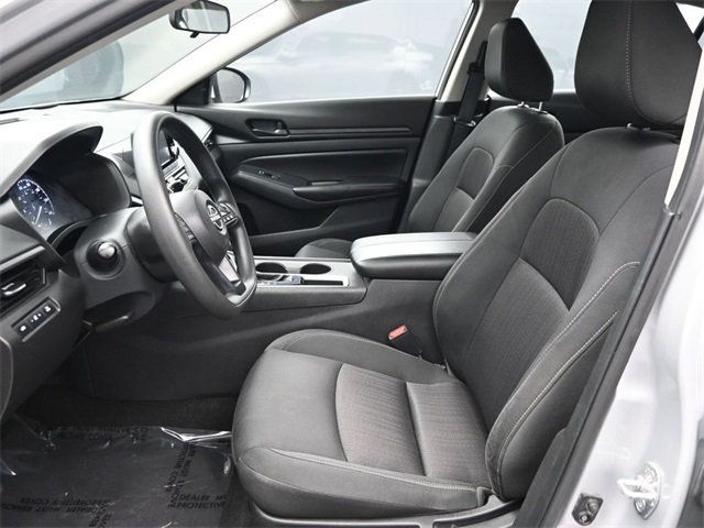 2023 Nissan Altima 2.5 photo 5