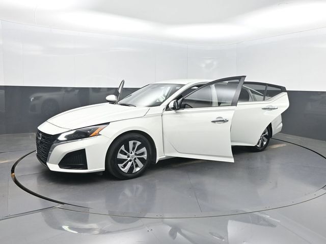 2023 Nissan Altima 2.5 S Sedan - 23019421 - 29