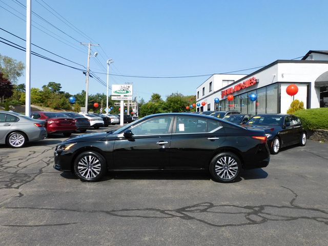 2023 Nissan Altima 2.5 SV AWD - 22565266 - 42