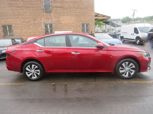 2023 Nissan Altima 2.5 SV AWD Sedan - 23028201 - 3