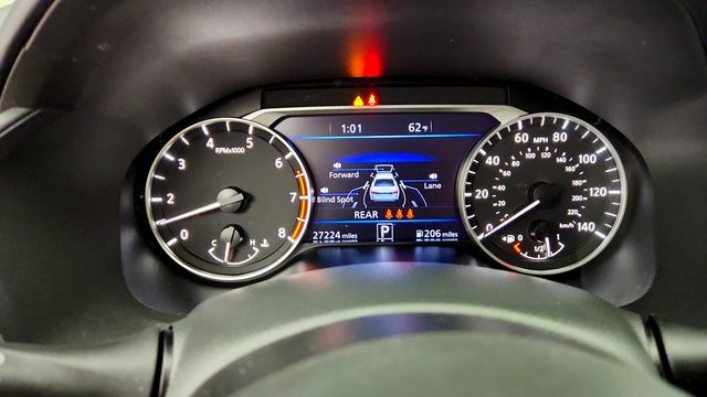 2023 Nissan Altima 2.5 SV AWD Sedan - 23097105 - 13