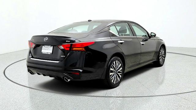 2023 Nissan Altima 2.5 SV AWD Sedan - 23097105 - 4