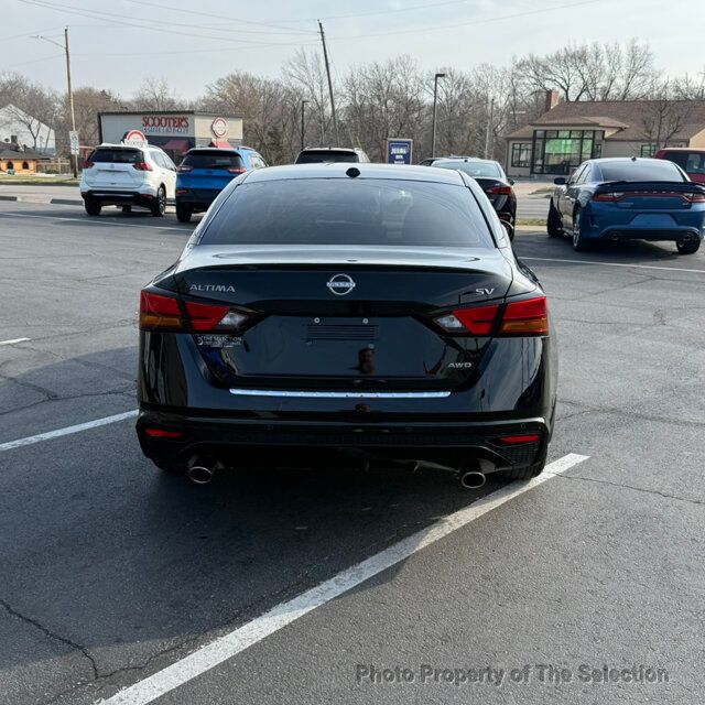 2023 Nissan Altima 2.5 SV AWD W/SV PREMIUM PACKAGE & APPLECARPLAY & MOONROOF - 22999379 - 10
