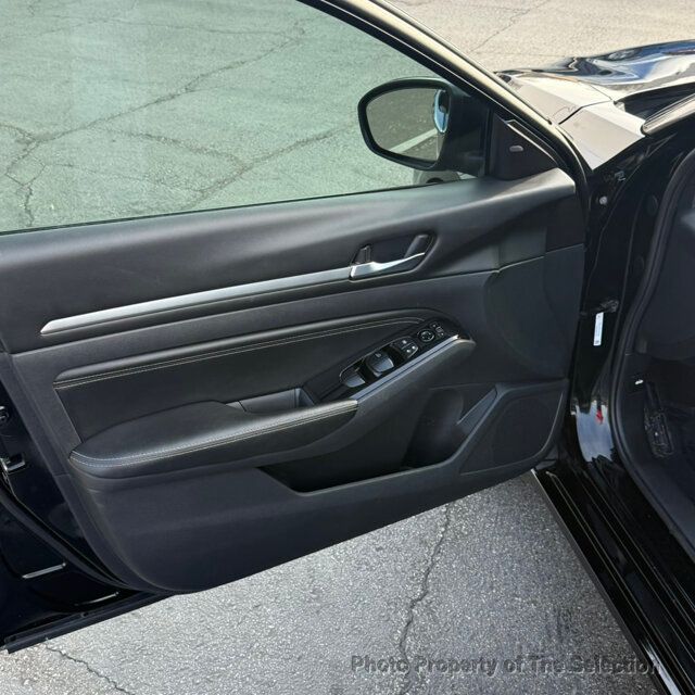 2023 Nissan Altima 2.5 SV AWD W/SV PREMIUM PACKAGE & APPLECARPLAY & MOONROOF - 22999379 - 18