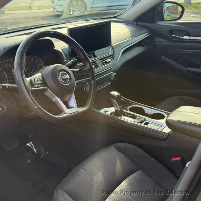 2023 Nissan Altima 2.5 SV AWD W/SV PREMIUM PACKAGE & APPLECARPLAY & MOONROOF - 22999379 - 19