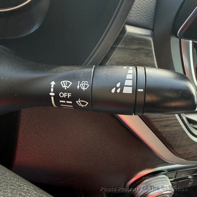 2023 Nissan Altima 2.5 SV AWD W/SV PREMIUM PACKAGE & APPLECARPLAY & MOONROOF - 22999379 - 28