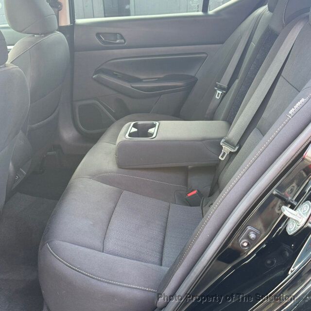 2023 Nissan Altima 2.5 SV AWD W/SV PREMIUM PACKAGE & APPLECARPLAY & MOONROOF - 22999379 - 45