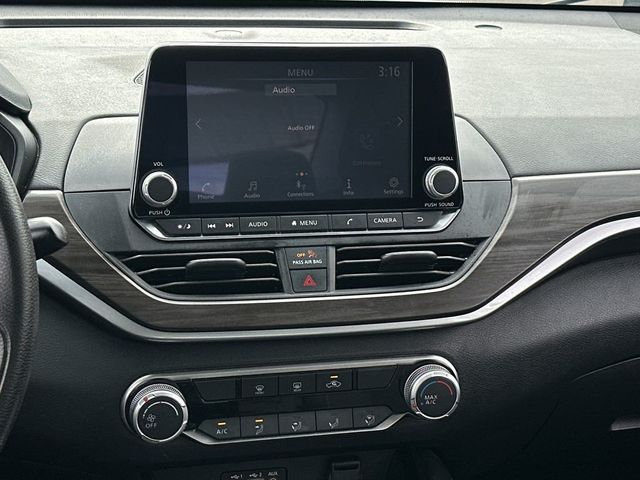 2023 Nissan Altima 2.5 SV Sedan - 22982508 - 15