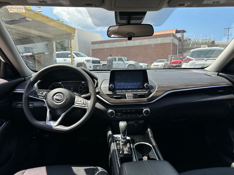 2023 Nissan Altima 2.5 SV Sedan - 23042305 - 13