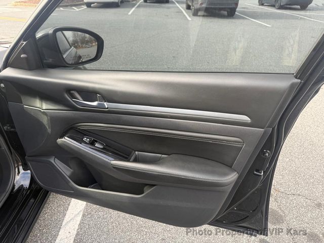 2023 Nissan Altima 2.5 SV Sedan - 22963315 - 12
