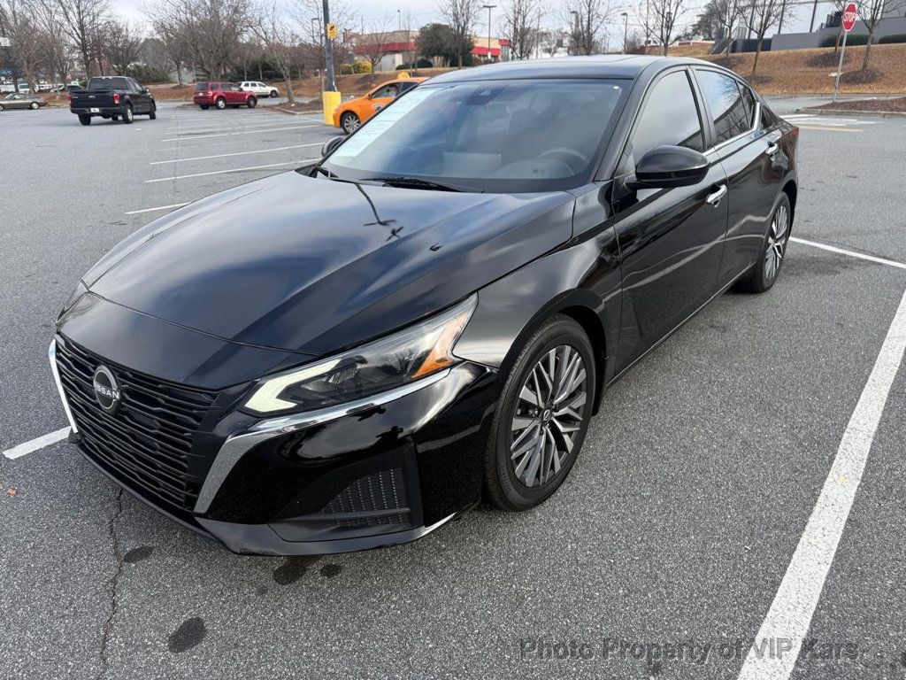 2023 Nissan Altima 2.5 SV Sedan - 22963315 - 1