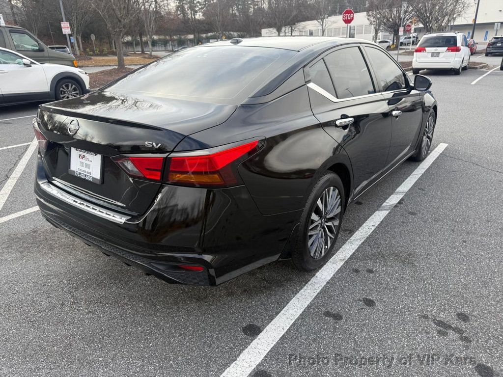 2023 Nissan Altima 2.5 SV Sedan - 22963315 - 4