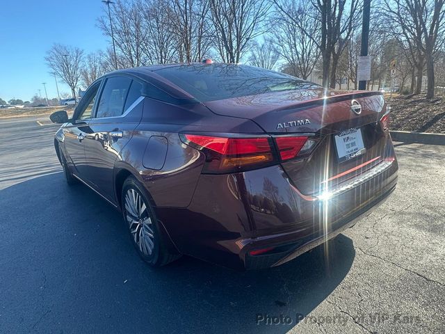 2023 Nissan Altima 2.5 SV Sedan - 22984358 - 1