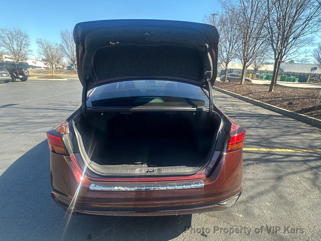 2023 Nissan Altima 2.5 SV Sedan - 22984358 - 8