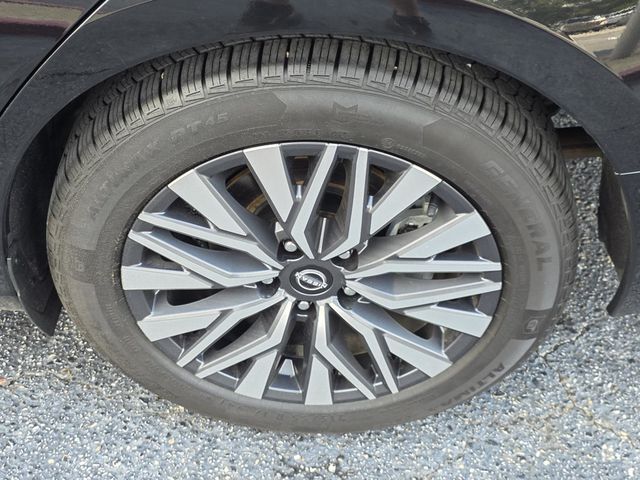 2023 Nissan Altima 2.5 SV Sedan - 23071255 - 31