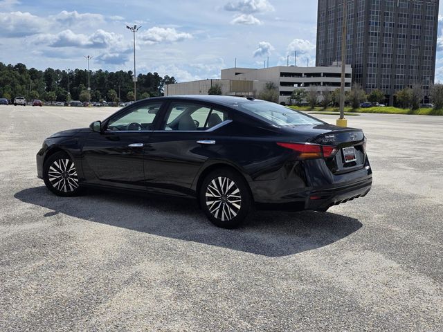 2023 Nissan Altima 2.5 SV Sedan - 23071255 - 3