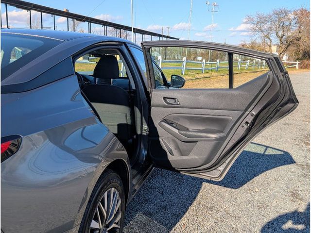 2023 Nissan Altima 2.5 SV Sedan - 22943905 - 11