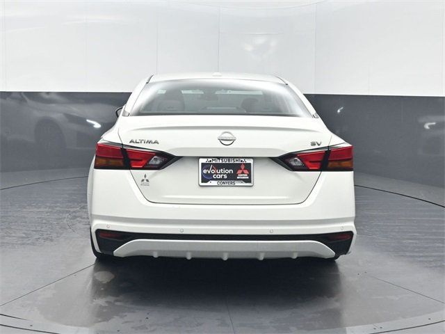 2023 Nissan Altima 2.5 SV Sedan - 22954837 - 32