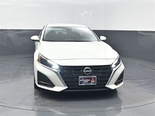 2023 Nissan Altima 2.5 SV Sedan - 22954837 - 36