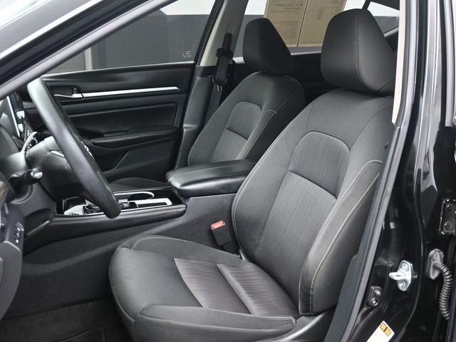 2023 Nissan Altima 2.5 SV Sedan - 22998336 - 10