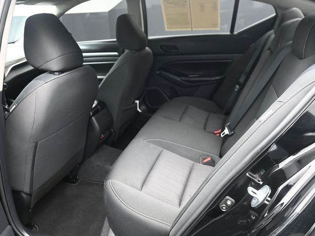 2023 Nissan Altima 2.5 SV Sedan - 22998336 - 14