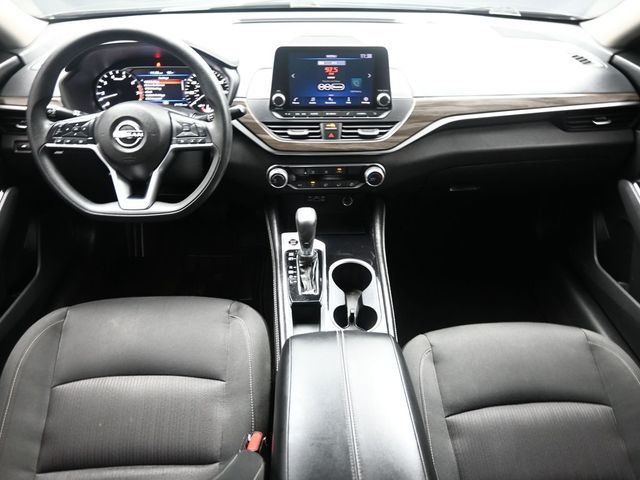 2023 Nissan Altima 2.5 SV Sedan - 22998336 - 18