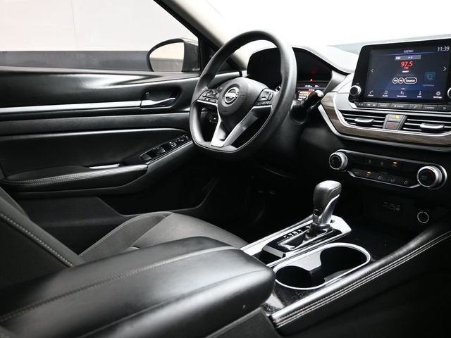 2023 Nissan Altima 2.5 SV Sedan - 22998336 - 20
