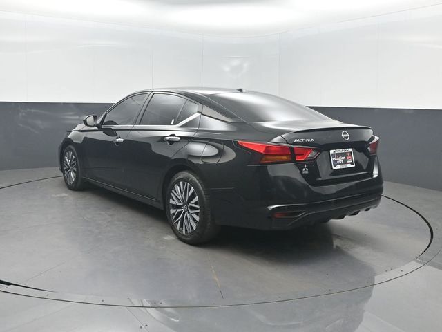 2023 Nissan Altima 2.5 SV Sedan - 22998336 - 2