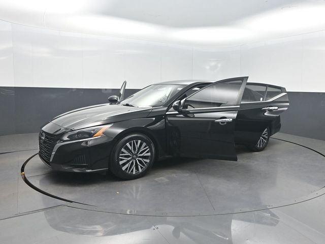 2023 Nissan Altima 2.5 SV Sedan - 22998336 - 36