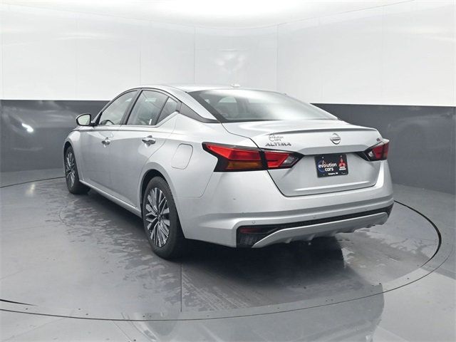 2023 Nissan Altima 2.5 SV Sedan - 22954360 - 2