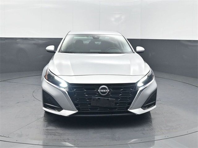 2023 Nissan Altima 2.5 SV Sedan - 22954360 - 36