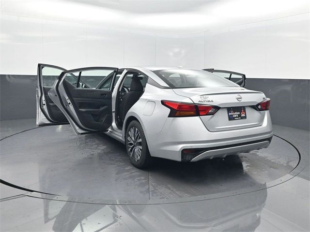 2023 Nissan Altima 2.5 SV Sedan - 22954360 - 39