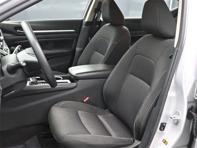 2023 Nissan Altima 2.5 SV Sedan - 22954360 - 8