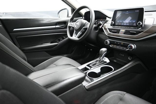 2023 Nissan Altima 2.5 SV Sedan - 23016097 - 17