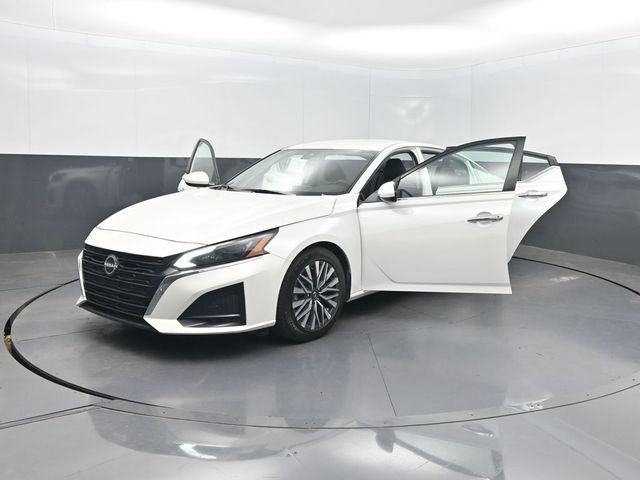 2023 Nissan Altima 2.5 SV Sedan - 23016097 - 35
