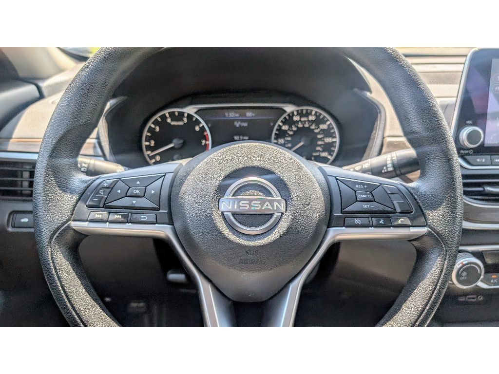 2023 Nissan Altima 2.5 SV photo 19