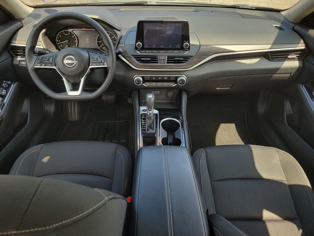 2023 Nissan Altima 2.5 SV Sedan - 22908772 - 10
