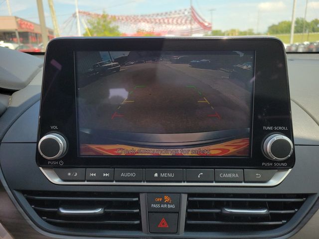 2023 Nissan Altima 2.5 SV Sedan - 22908772 - 14