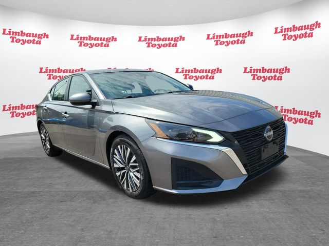 2023 Nissan Altima 2.5 SV Sedan - 22908772 - 18