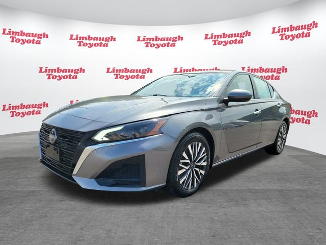 2023 Nissan Altima 2.5 SV Sedan - 22908772 - 20