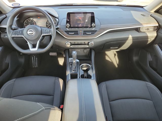 2023 Nissan Altima 2.5 SV Sedan - 22949995 - 10